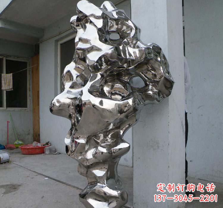 信阳太湖石雕塑精美绝伦的不锈钢园林景观