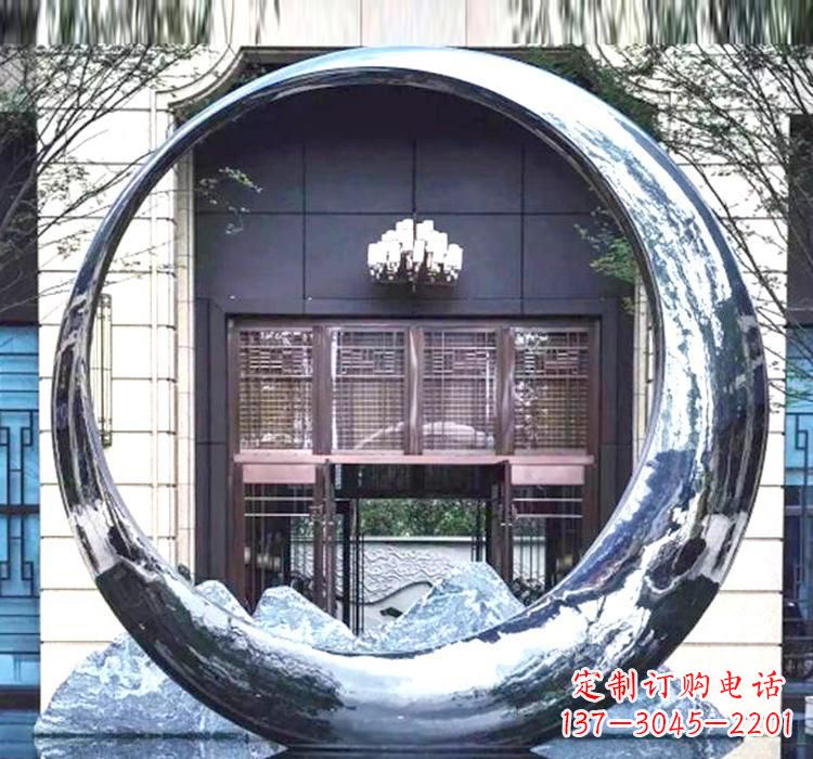 信阳精美的不锈钢圆环雕塑