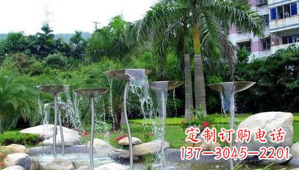 信阳不锈钢喷泉雕塑——艺术之美