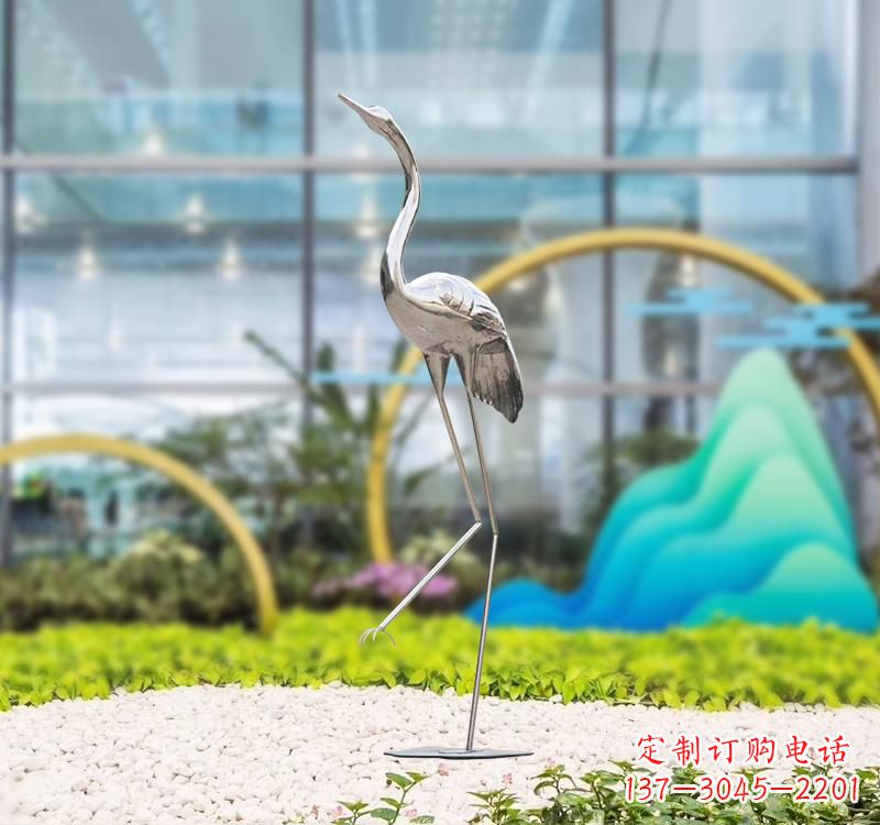 信阳不锈钢展翅仙鹤雕塑