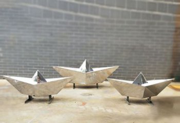 信阳不锈钢元宝雕塑精致的艺术品