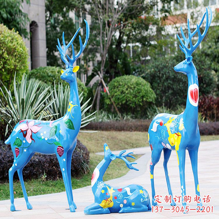 信阳精美绝伦的动物雕塑——玻璃钢彩绘鹿