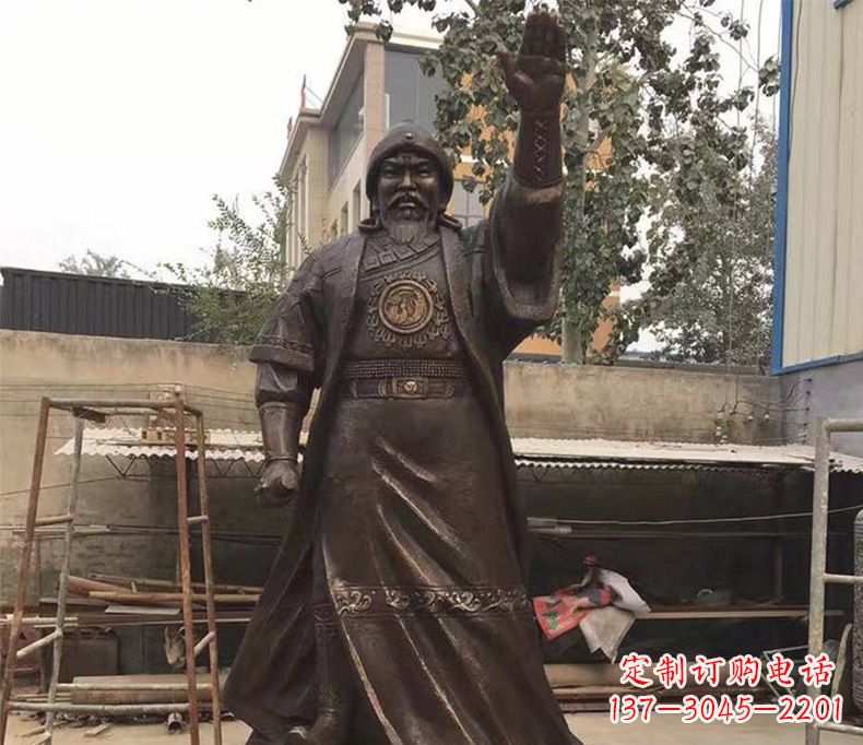 信阳传承民族英雄——成吉思汗铜雕