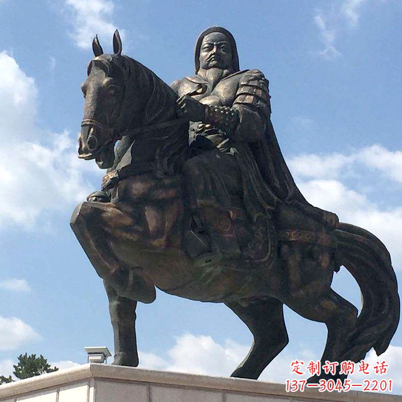 信阳成吉思汗驰骋铜像象征着不朽的传奇