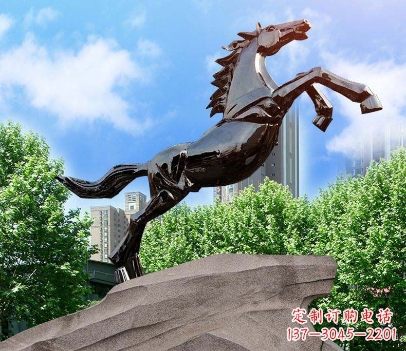 信阳镜面不锈钢奔马雕塑给城市增添灵气