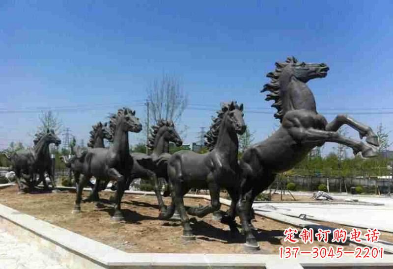 信阳铜马雕塑美观华贵的城市艺术