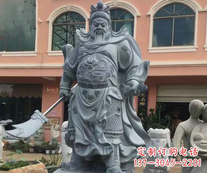 信阳神秘的关公石雕