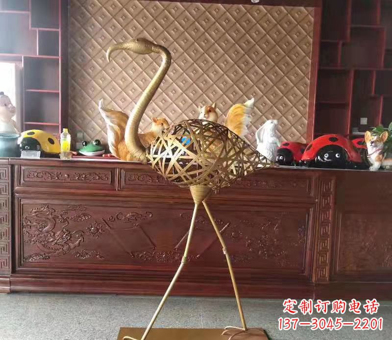 信阳火烈鸟雕塑精美绝伦