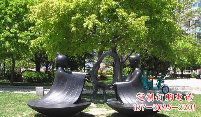 信阳以孔融为灵感的校园铜雕