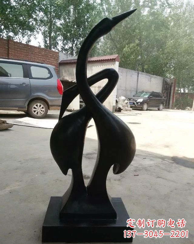 信阳抽象天鹅铜雕