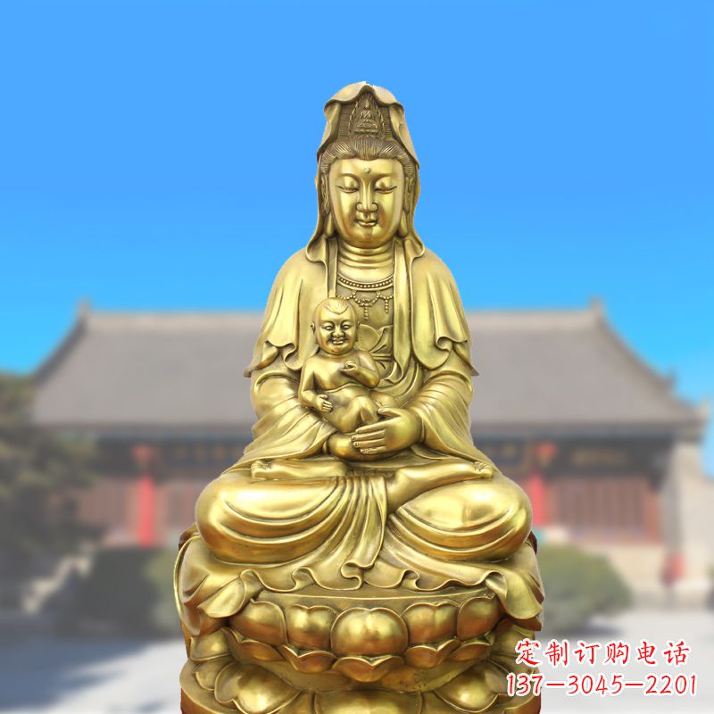 信阳纯铜观音坐姿鎏金铜雕