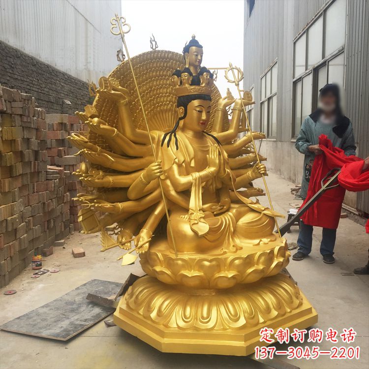 信阳纯铜鎏金千手观音
