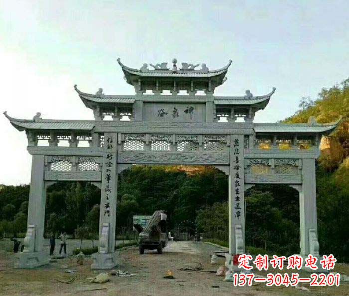 信阳村口石雕牌楼千百年文化瑰宝