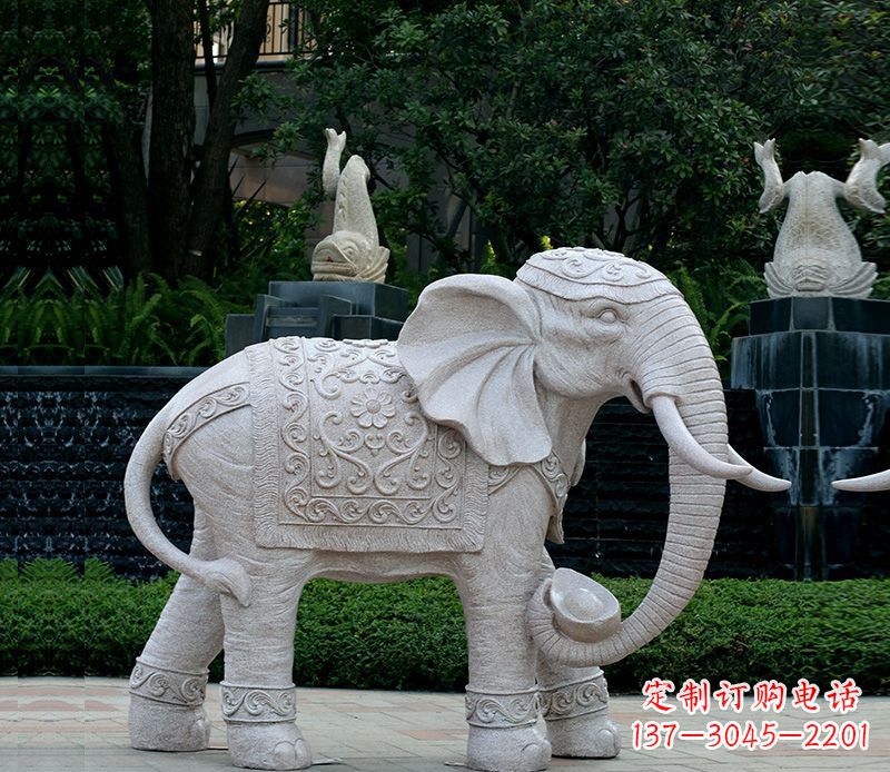 信阳以大理石为材料的完美大象雕塑