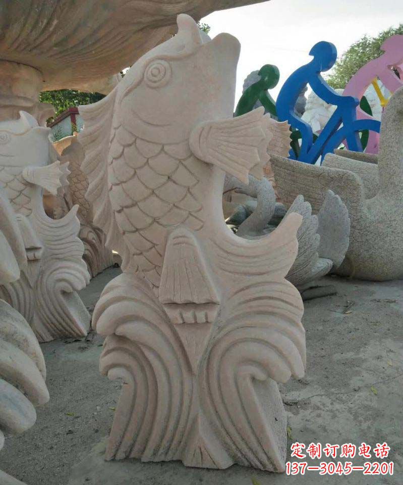 信阳大理石艺术装饰绚丽多彩的鲤鱼雕塑