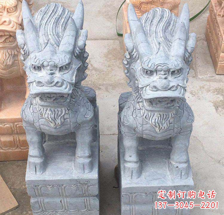 信阳雄伟壮观的白色大理石麒麟坐式门口雕塑