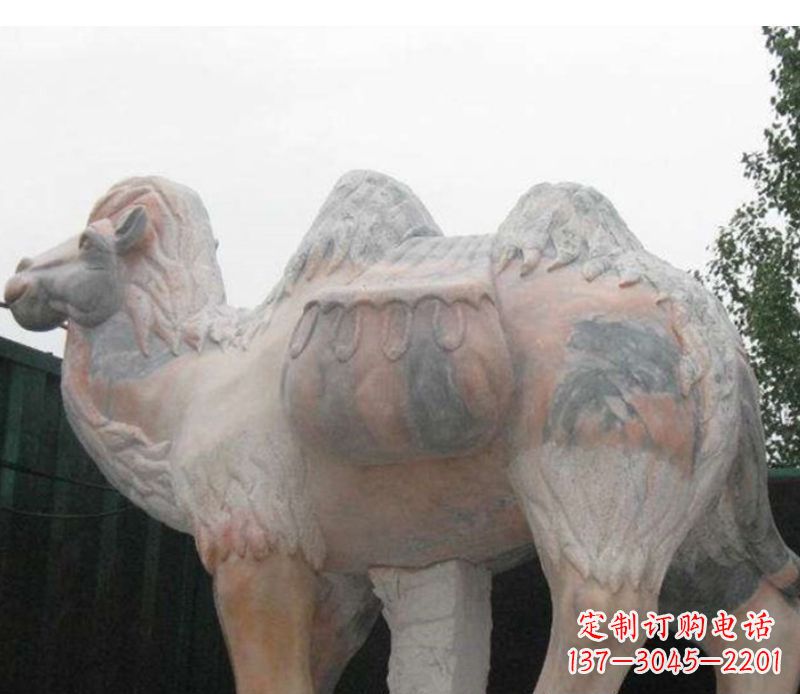 信阳新颖精美的骆驼石雕