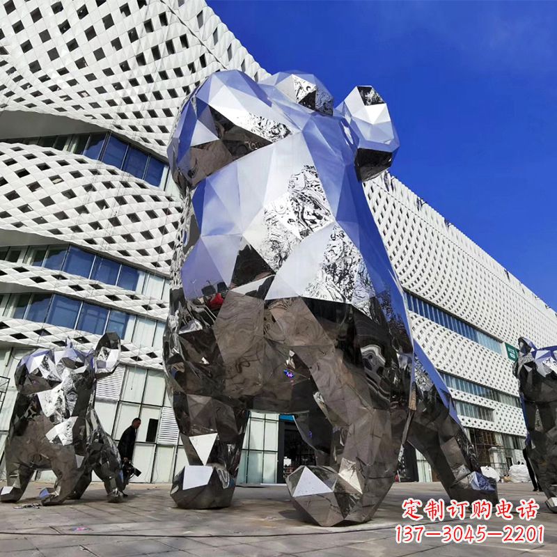 信阳优雅可爱的面部狗雕塑