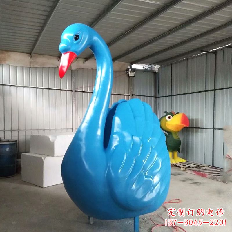 信阳大型彩绘天鹅雕塑