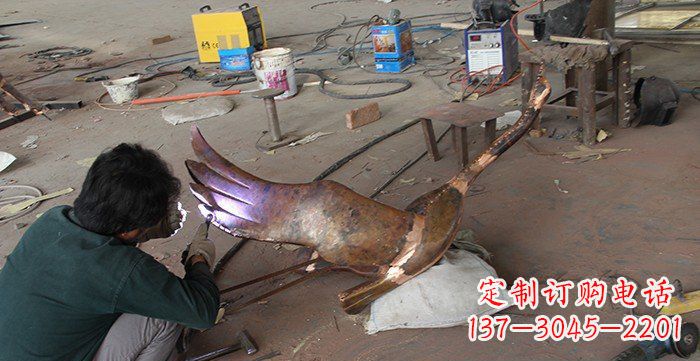 信阳大雁公园动物铜雕