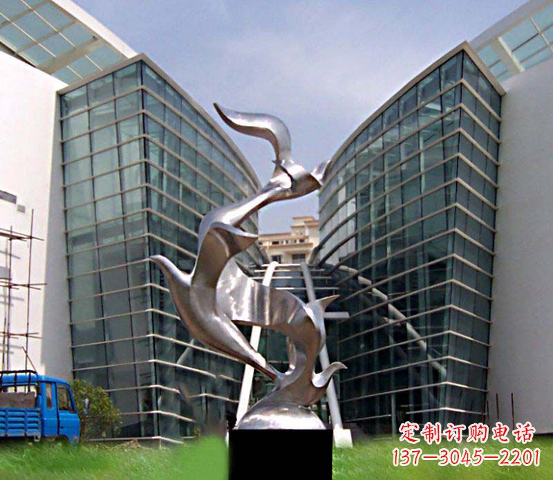 信阳大雁城市不锈钢雕塑