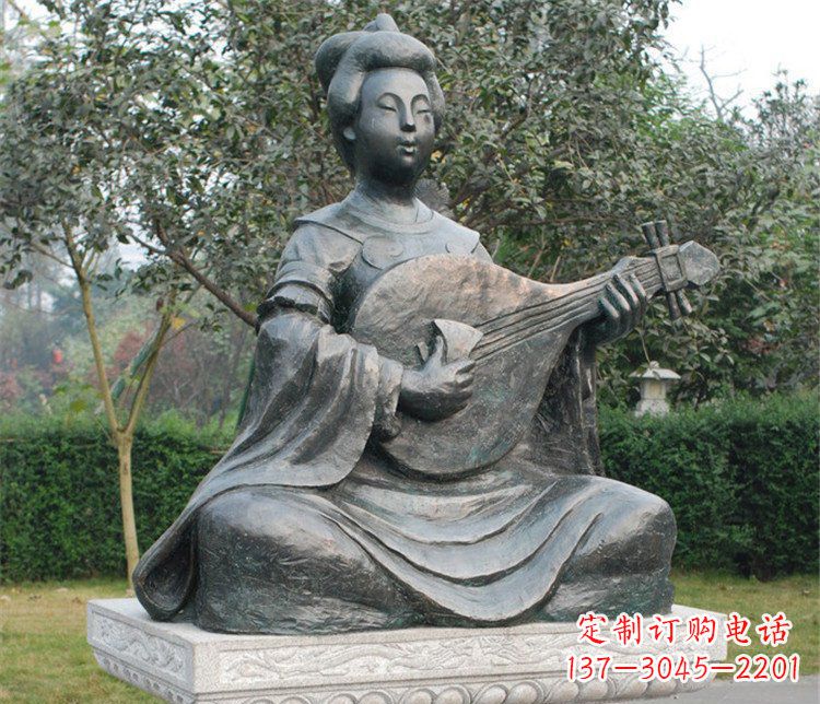 信阳古典风情弹琵琶雕塑