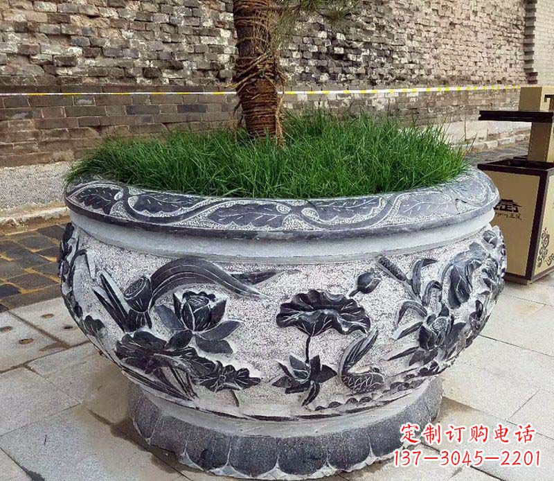 信阳精美花盆雕塑,点亮你的道路景观