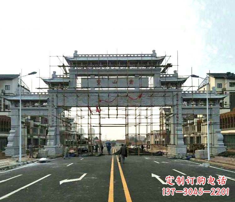 信阳牌坊石雕——精致细腻,展示正气