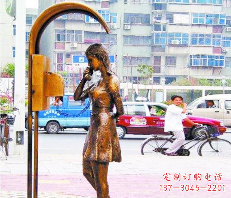 信阳女孩铜雕塑——艺术的象征