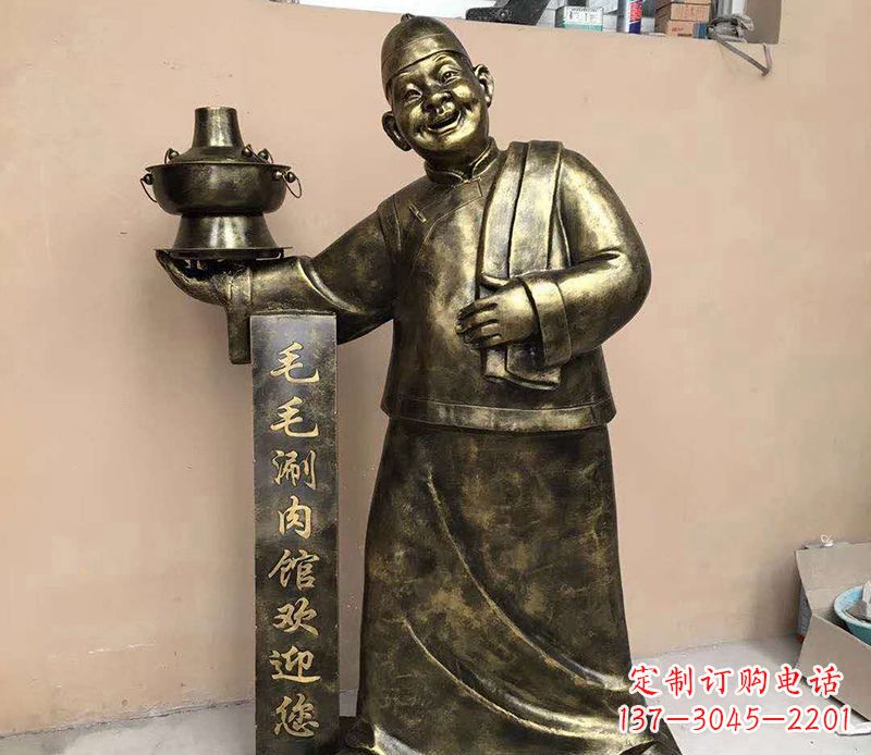 信阳店小二铜雕——精致细腻的艺术之美