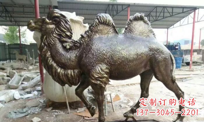 信阳动物骆驼铜雕