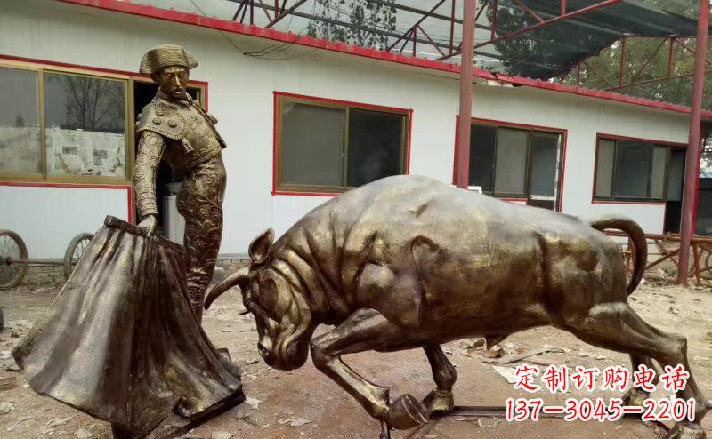 信阳中领雕塑-装饰艺术级牛雕塑