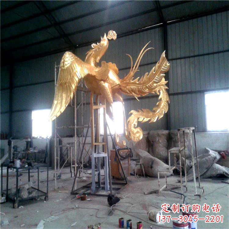 信阳锻铜精美凤凰雕塑