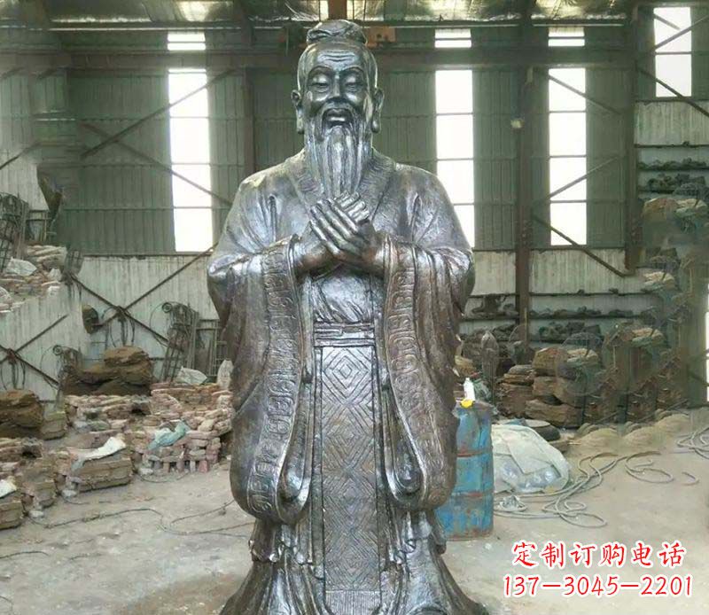 信阳锻铜校园老子人物雕塑,铸就永恒的追求