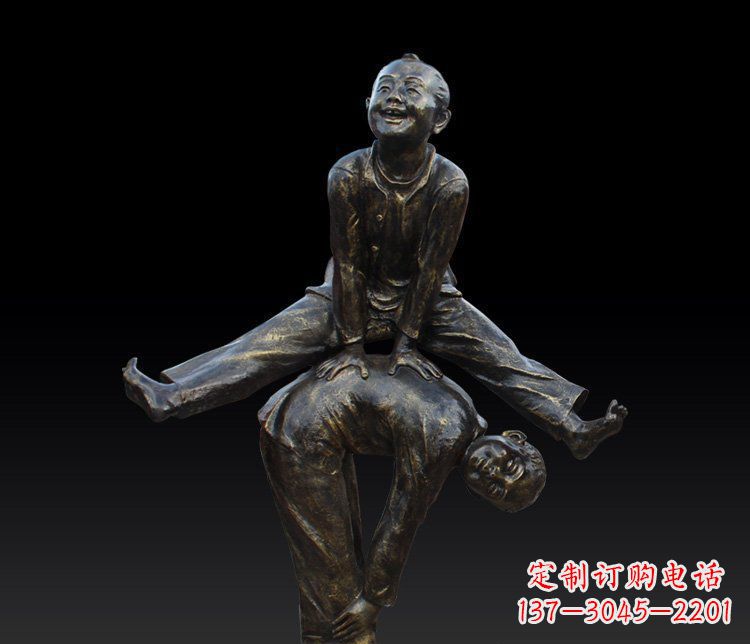 信阳儿童友善的山羊雕塑