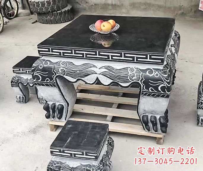信阳中领雕塑方形仿古石桌凳