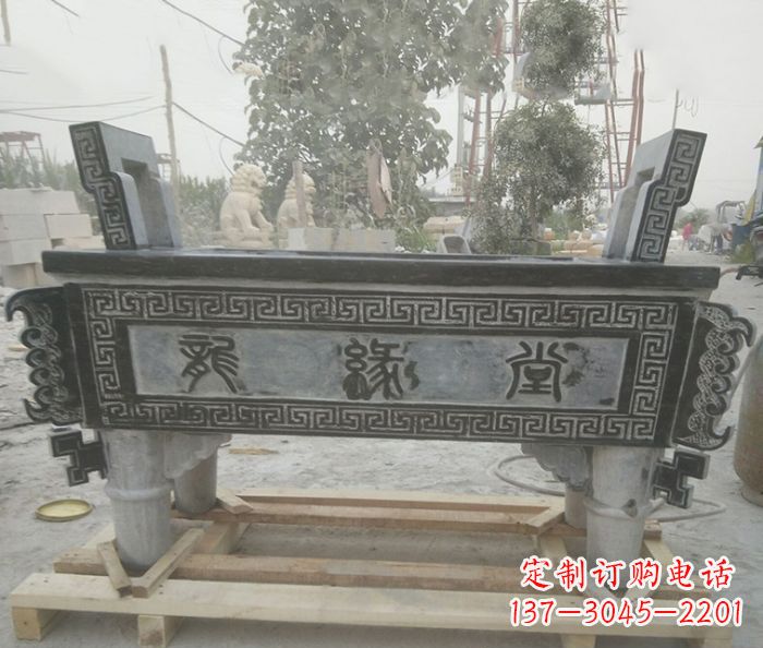 信阳方形四足香炉石雕艺术品