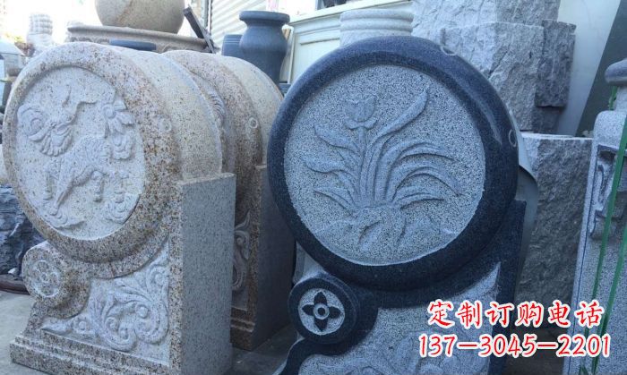 信阳传统仿古抱鼓门墩雕塑