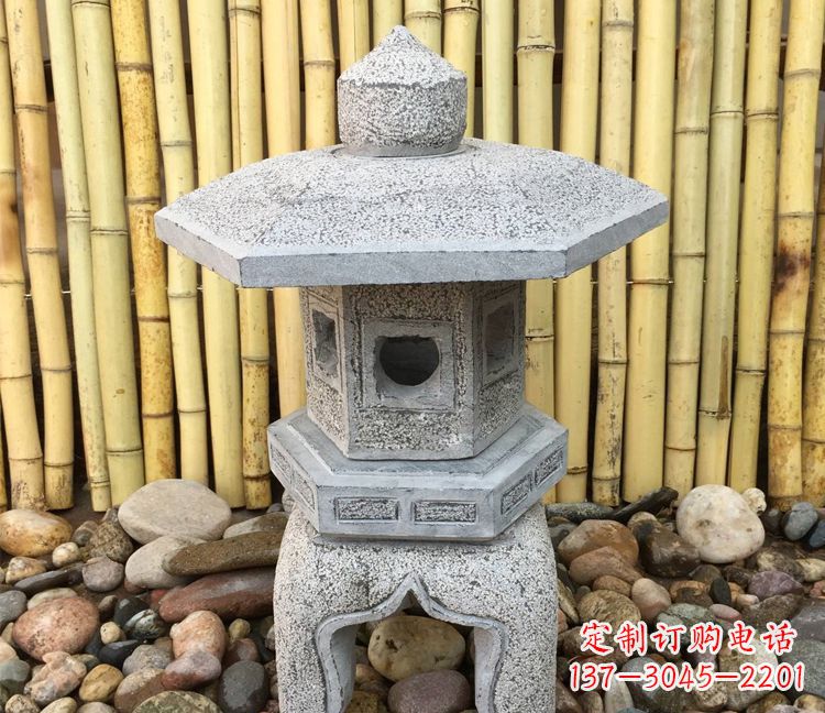 信阳精美仿古灯笼石雕
