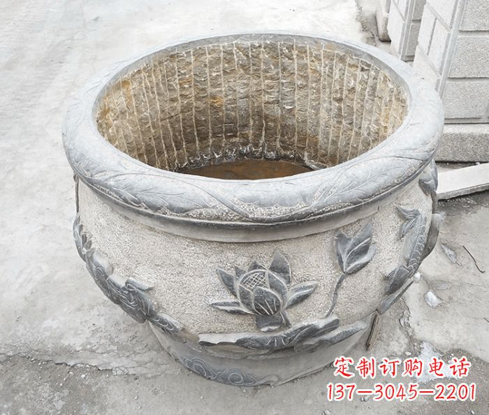 信阳仿古荷花鲤鱼雕塑石水缸