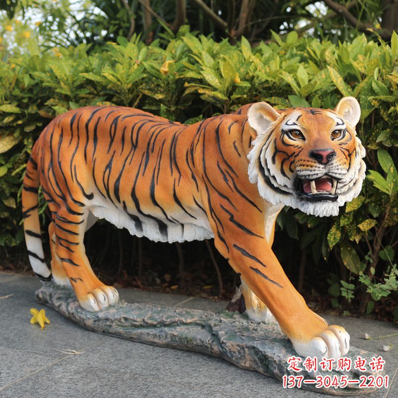 信阳精美老虎雕塑