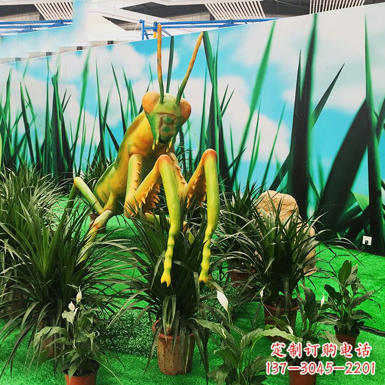 信阳优雅螳螂玻璃钢雕塑