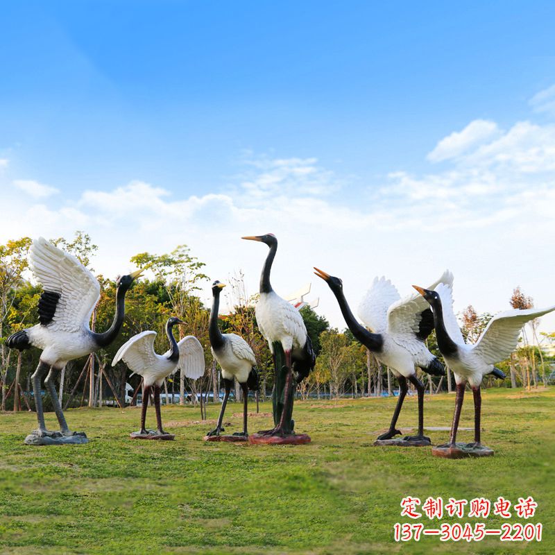信阳雕刻传统文化,精美仙鹤雕塑