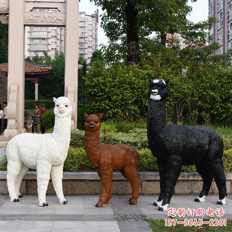 信阳优雅耐用的玻璃钢仿真动物雕塑