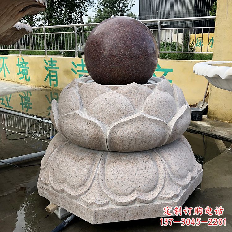 信阳金色彩绘风水球雕塑