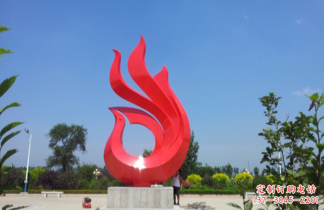 信阳精美绝伦的凤凰不锈钢抽象雕塑