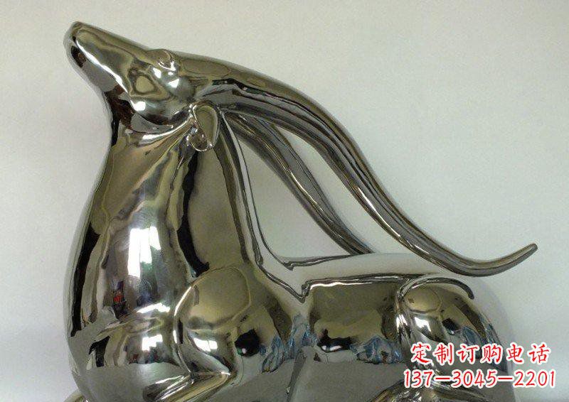 信阳中领雕塑定制公园装饰不锈钢羚羊雕塑