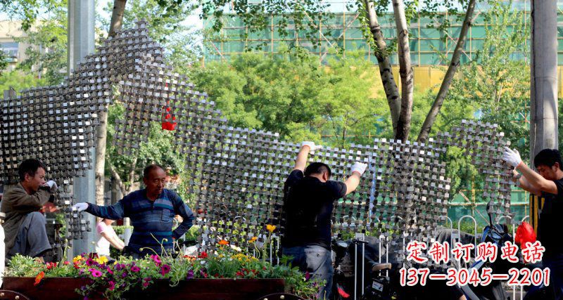 信阳中领雕塑 - 动物抽象不锈钢雕塑