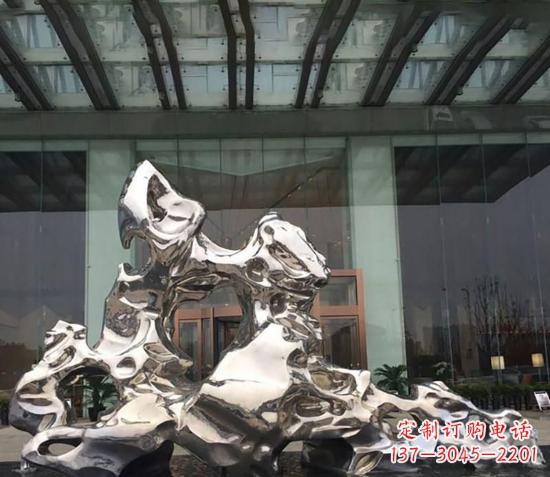 信阳精美太湖石雕塑