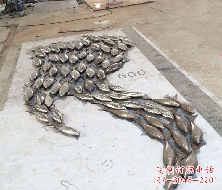 信阳多彩活力的不锈钢动物雕塑